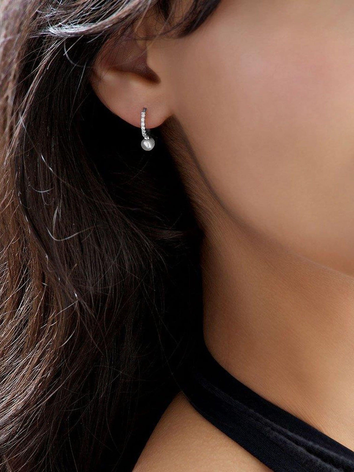 Silver Sterling Silver Cubic Zirconia Freshwater Pearl Hoop Earrings