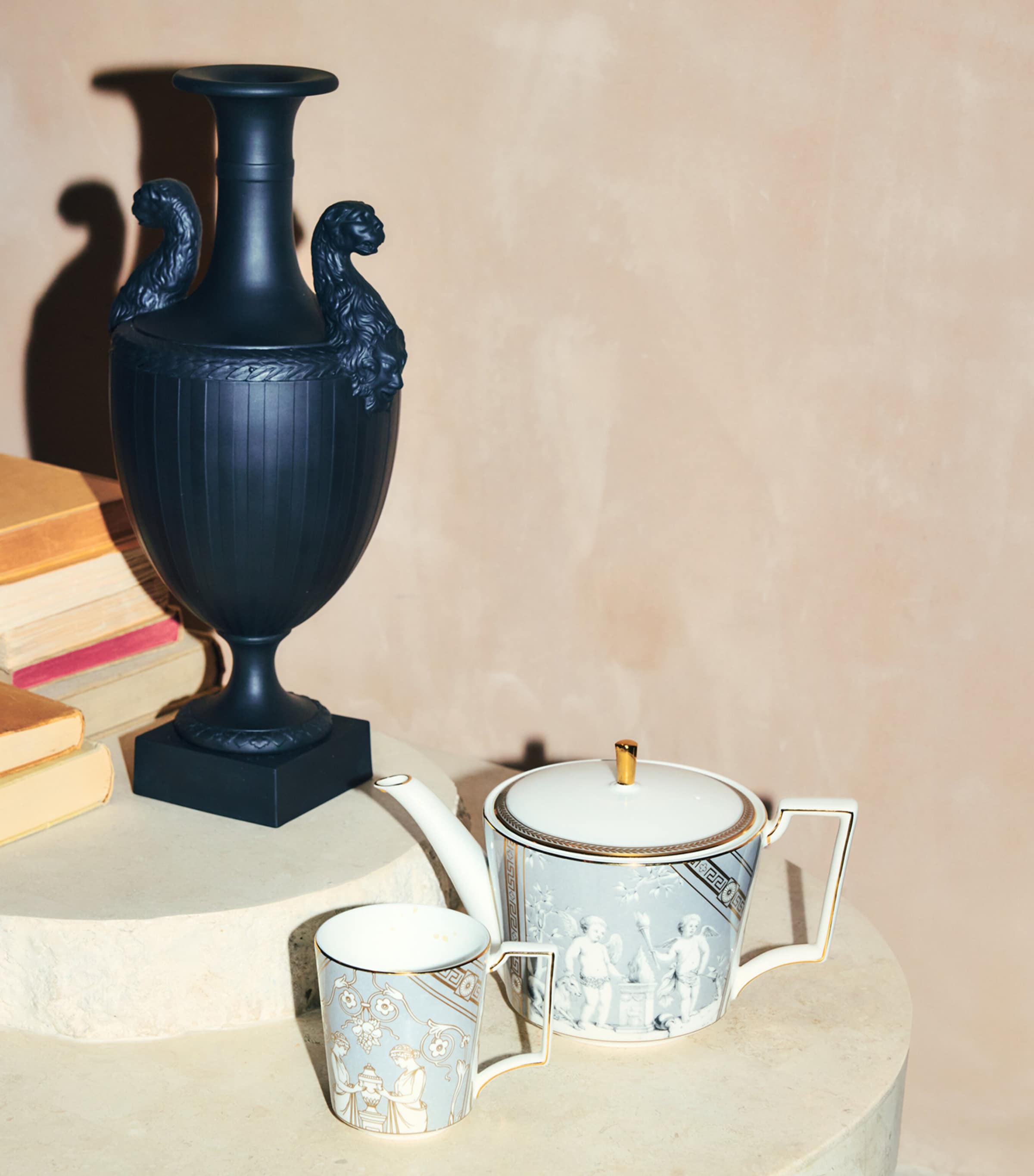 Wedgwood Valentine's Renaissance coffee mugs 300ml (British brand)