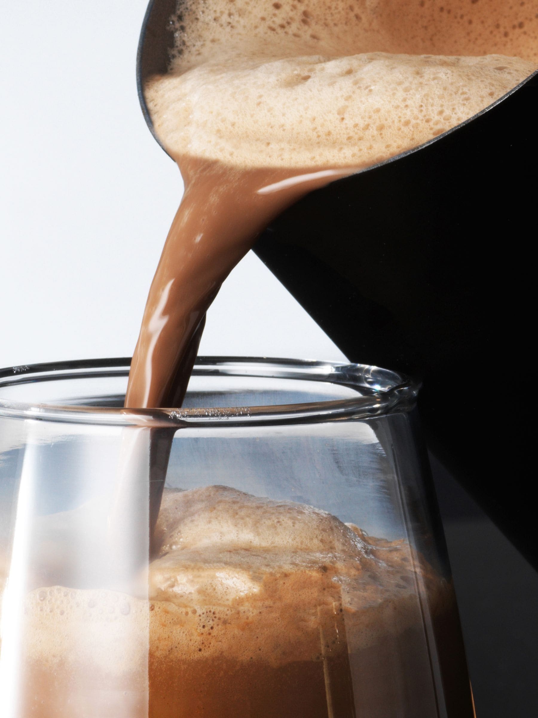 Salter hot chocolate maker with 240ml heating and 115ml frothing capacities (British brand)