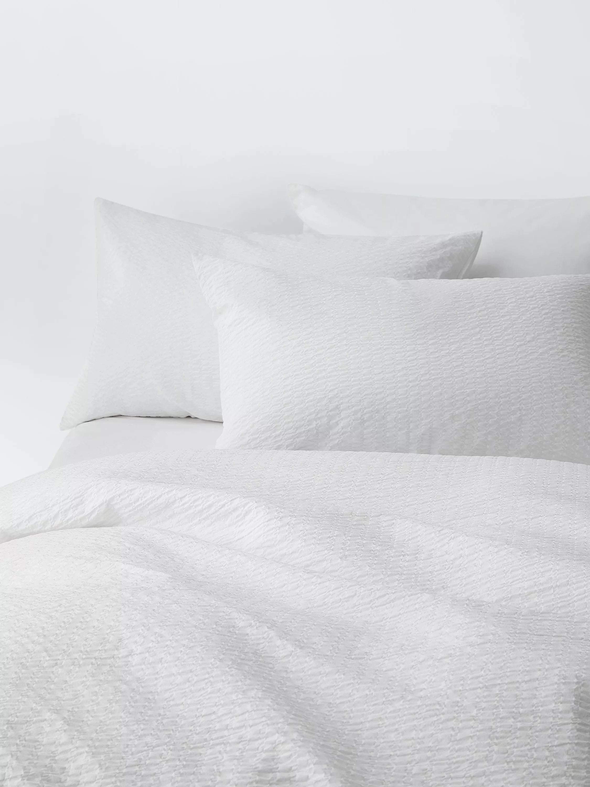 John Lewis ANYDAY Stripe Seersucker Duvet Cover Set - McGrocer