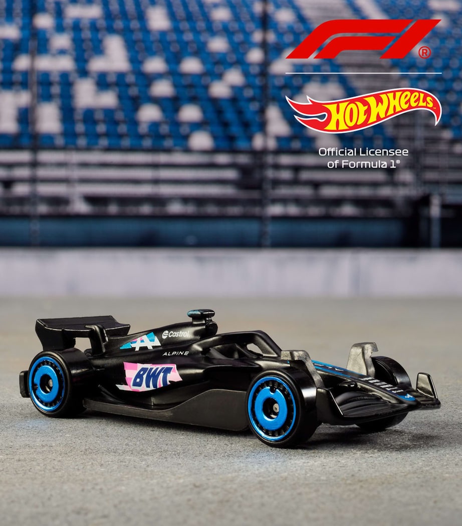 Hot Wheels Formula 1 racing car set pack of 5 1:64 scale, UK version