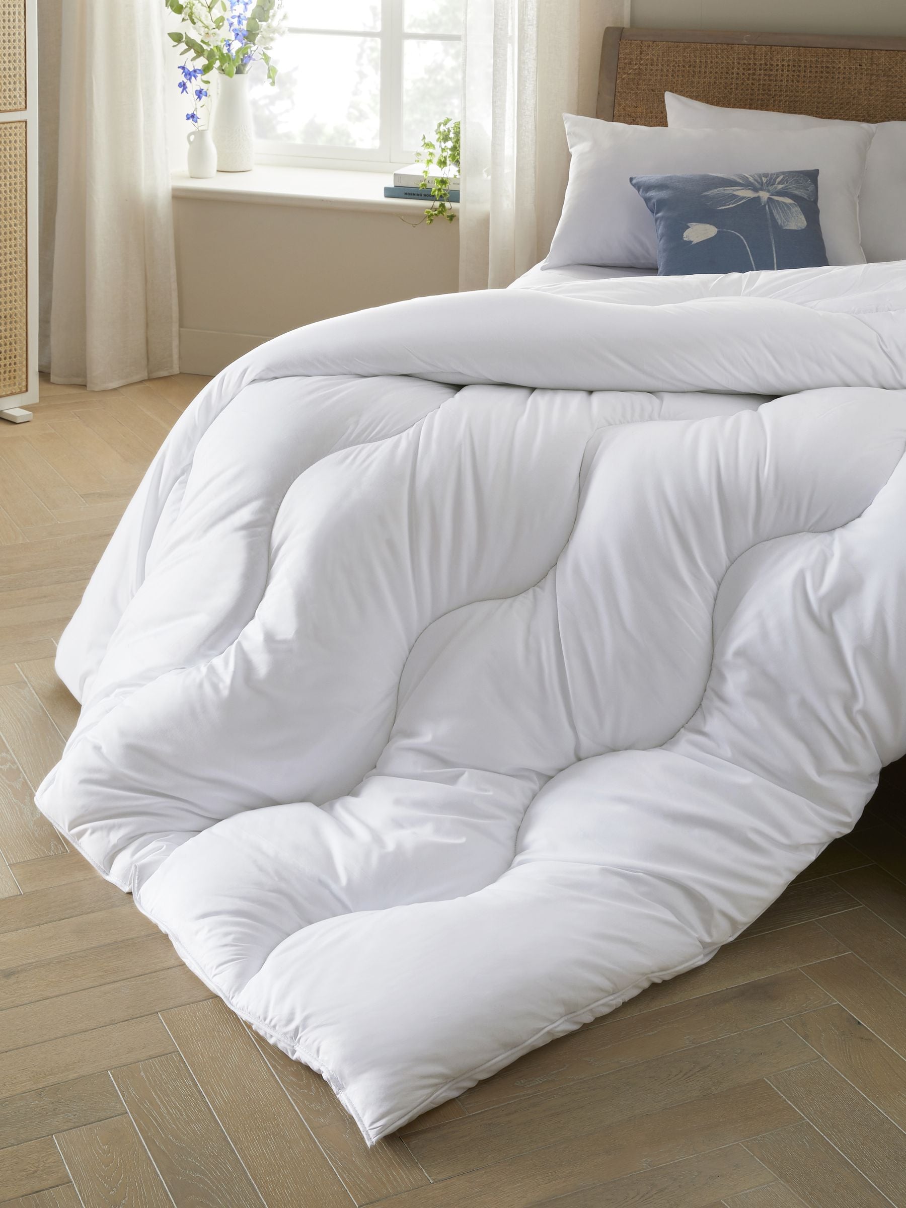 Sleep In Comfort 15 Tog Duvet (British brand)