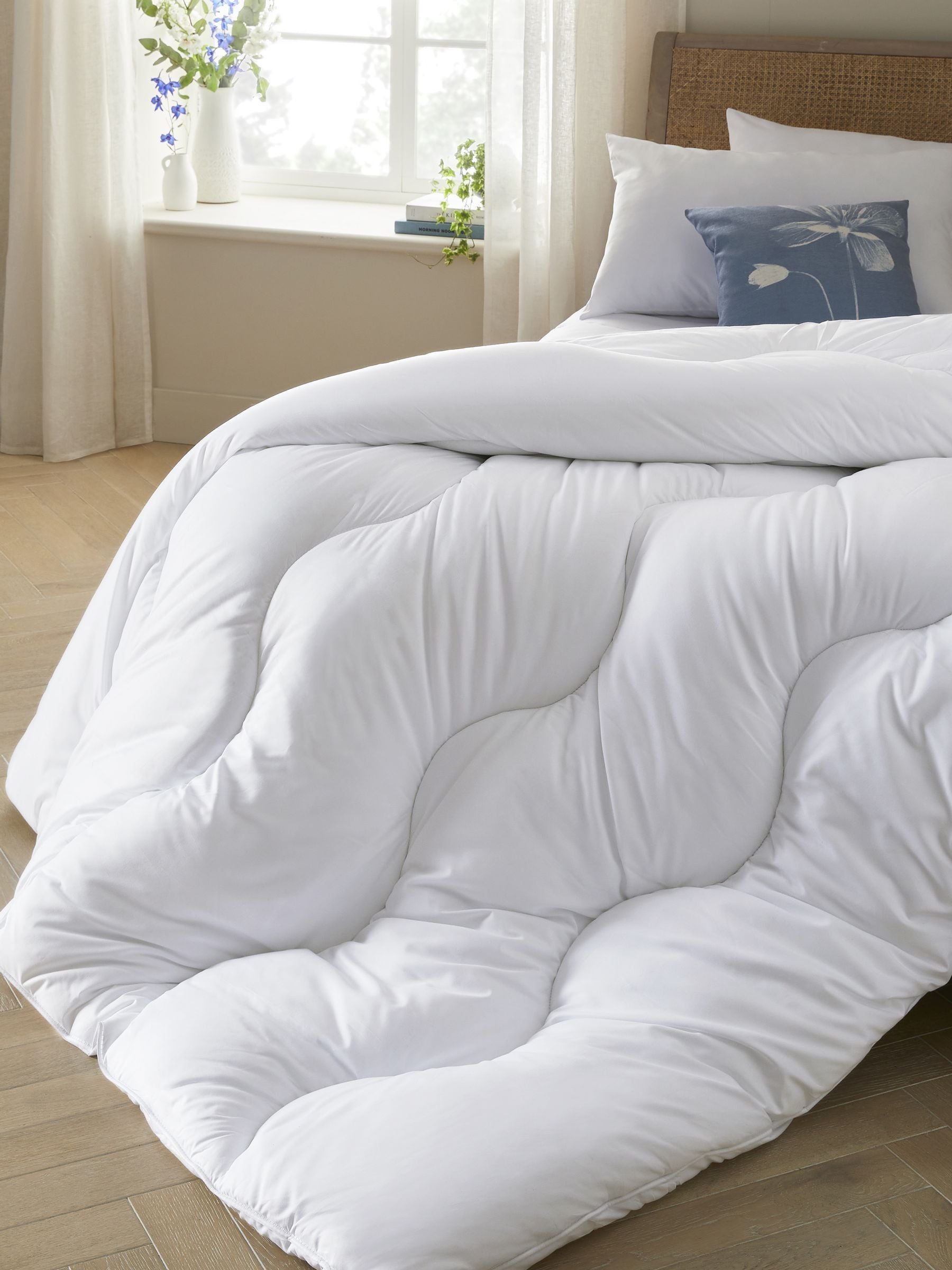 Sleep In Comfort 15 Tog Duvet (British brand)