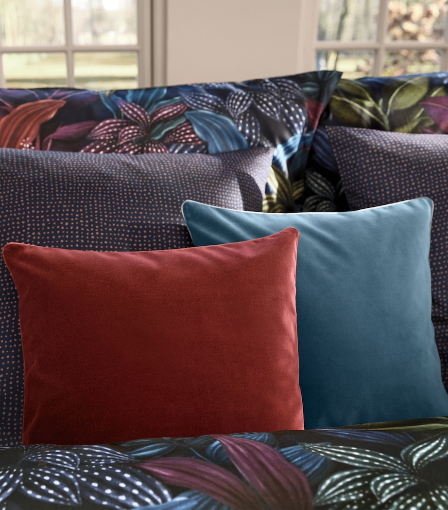 Schlossberg cotton velvet cushion cover 40cm x 40cm (British brand)