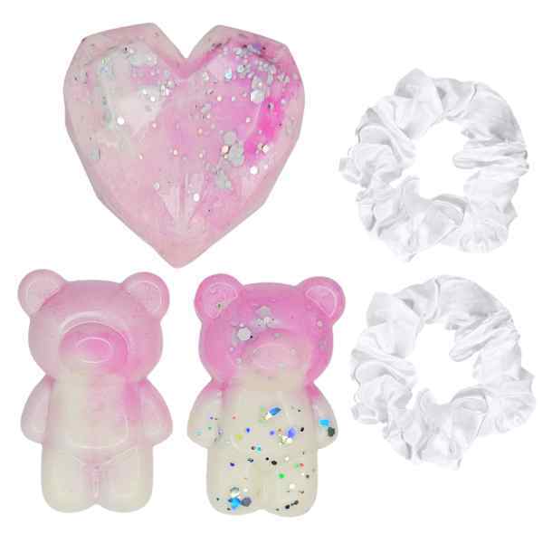 LUVYAH Cosmetics bestie bundle marshmallow wax melt gift set (British brand)