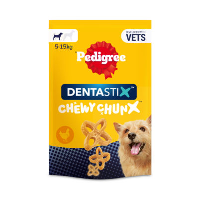 Pedigree Dentastix Chewy Chunx Mini Chicken dog dental treats 68g, imported from the UK