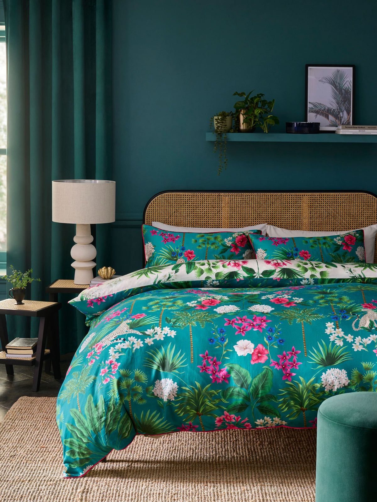 Teal Green Reversible Safari Duvet Cover and Pillowcase Set (British brand)