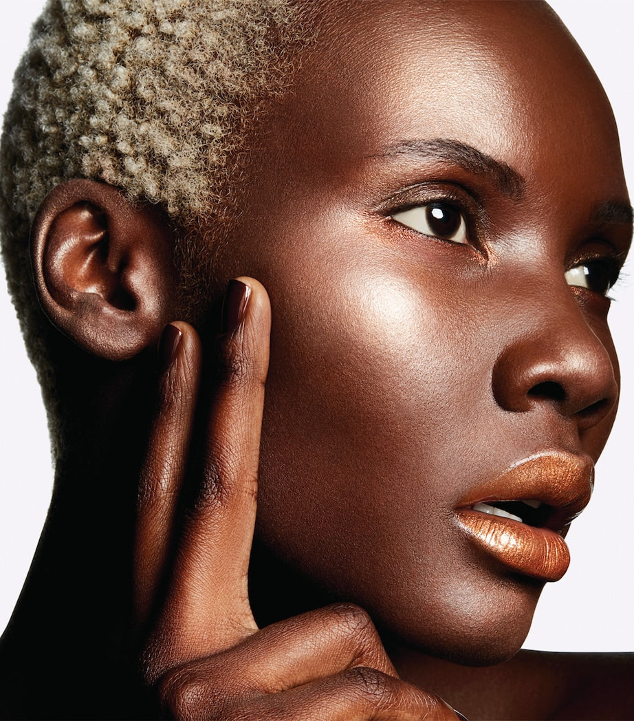 MAC Extra Dimension Skinfinish