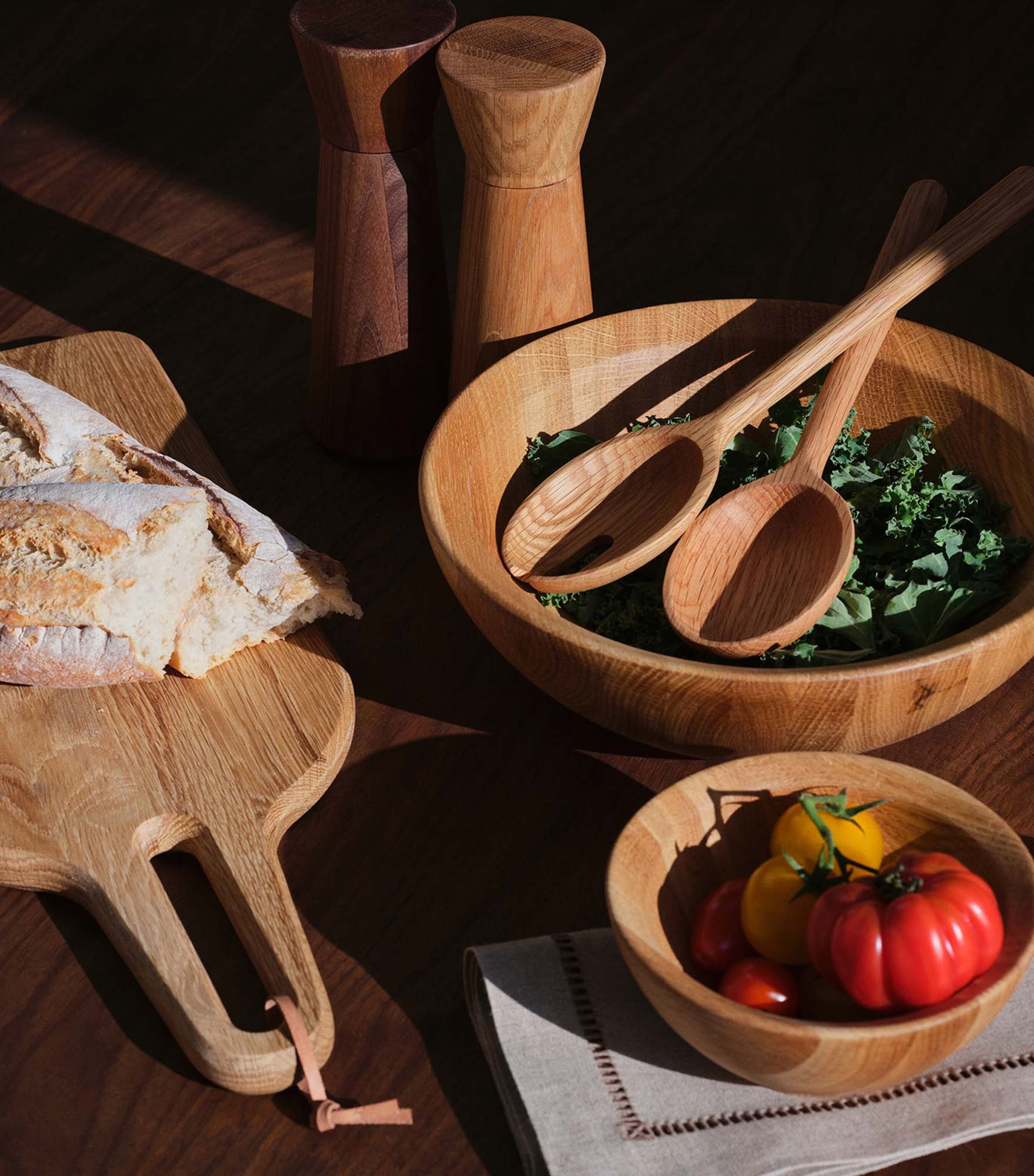 The Conran Shop Oak Istria chopping board 50cm x 20cm (British brand)