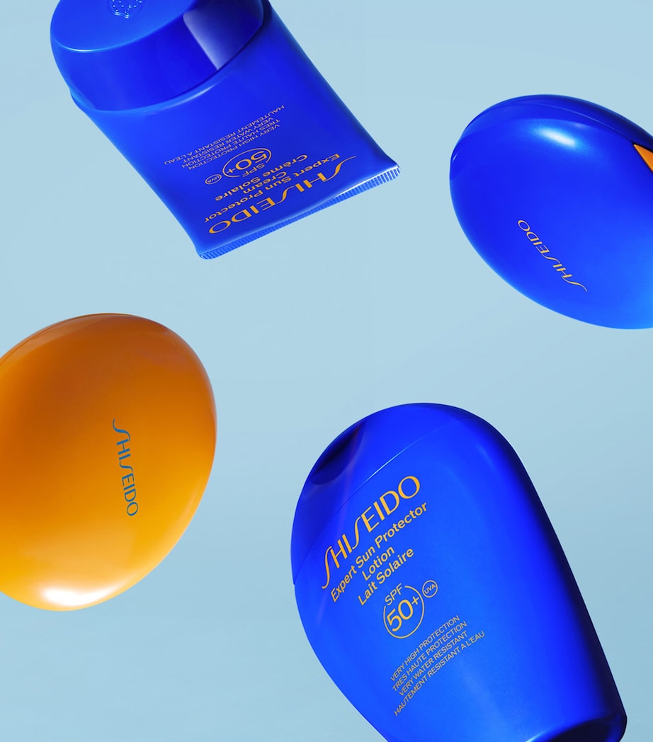 Shiseido tanning compact foundation SPF10 (British brand)