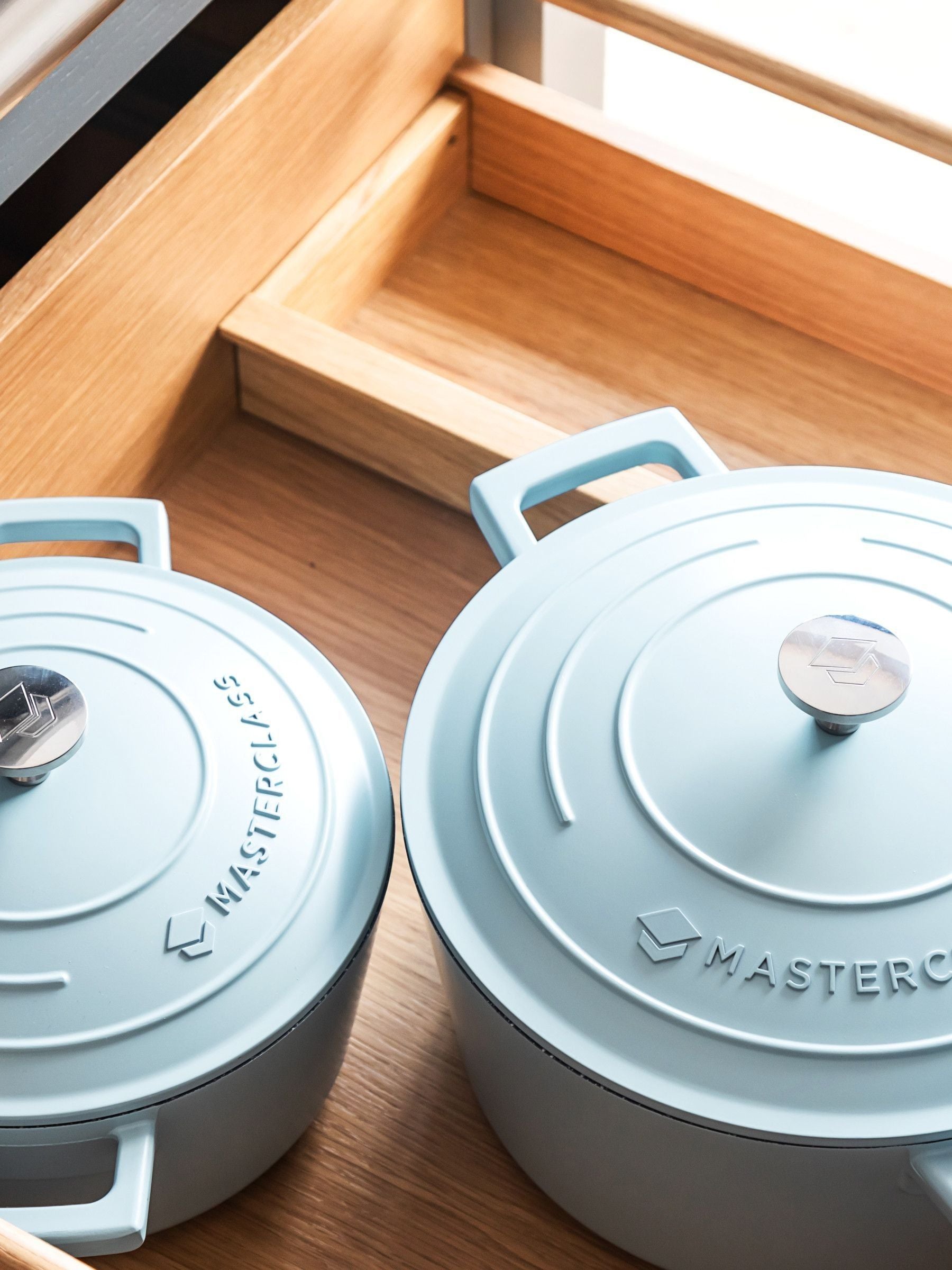 MasterClass blue cast aluminium casserole dish 2.5L, imported from the UK