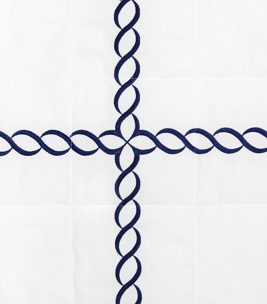 Pratesi Treccia super king bedspread 290x260cm, imported from the UK