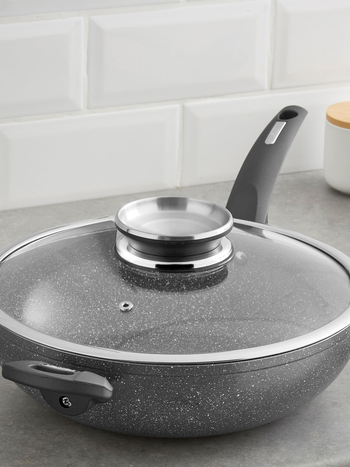 Tower Grey Cerastone Forged Wok 30cm (British brand)