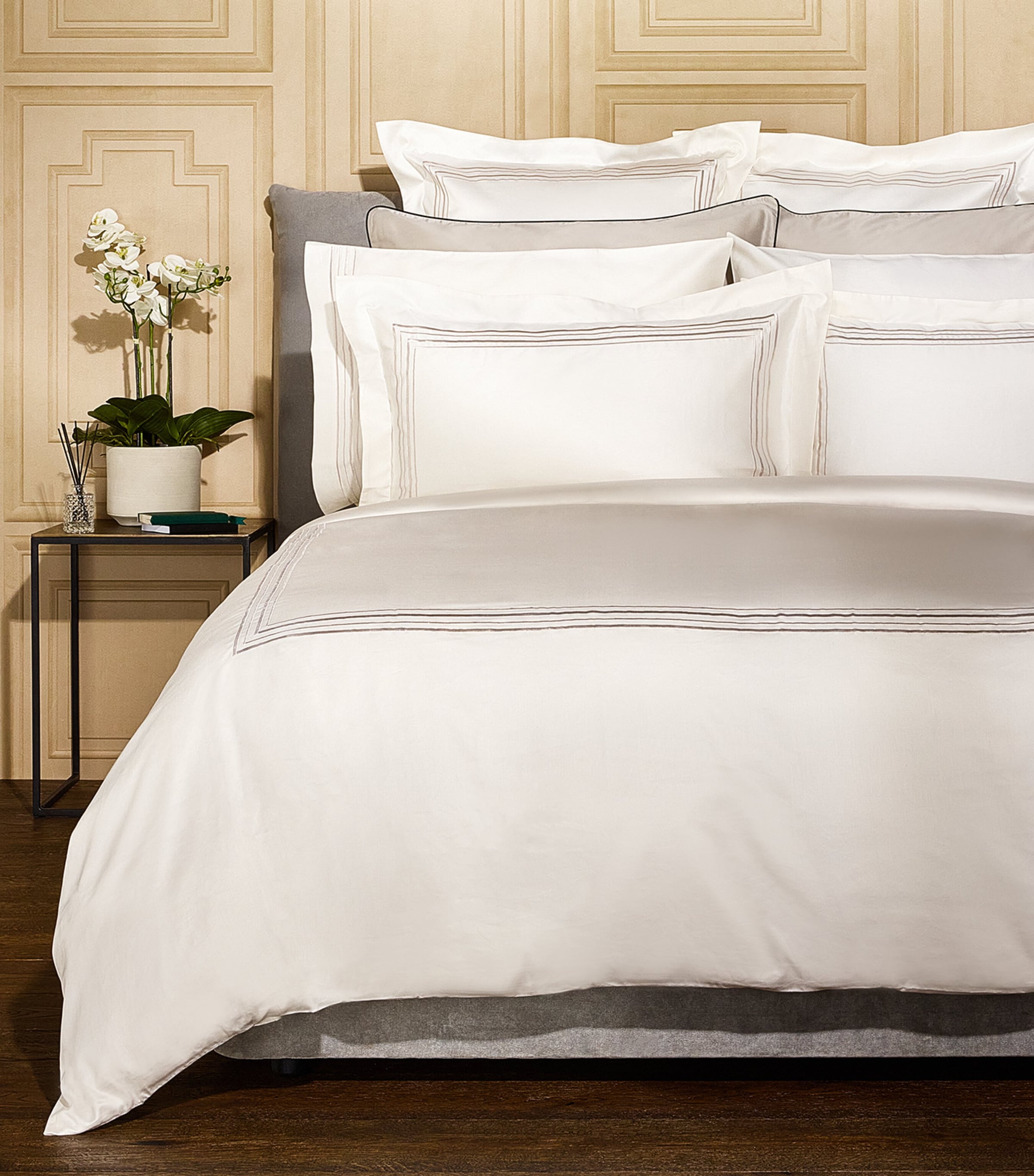 Harrods Mayfair King Duvet Cover Set, UK version