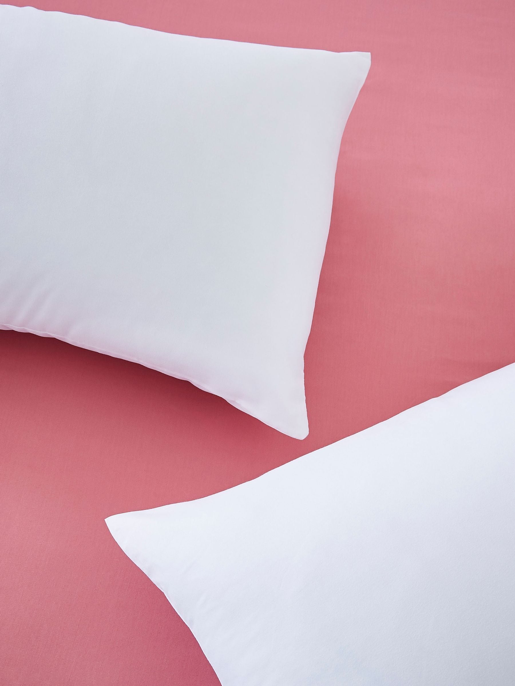 Snug Just Right Firm Medium pillows 2 pack (British brand)