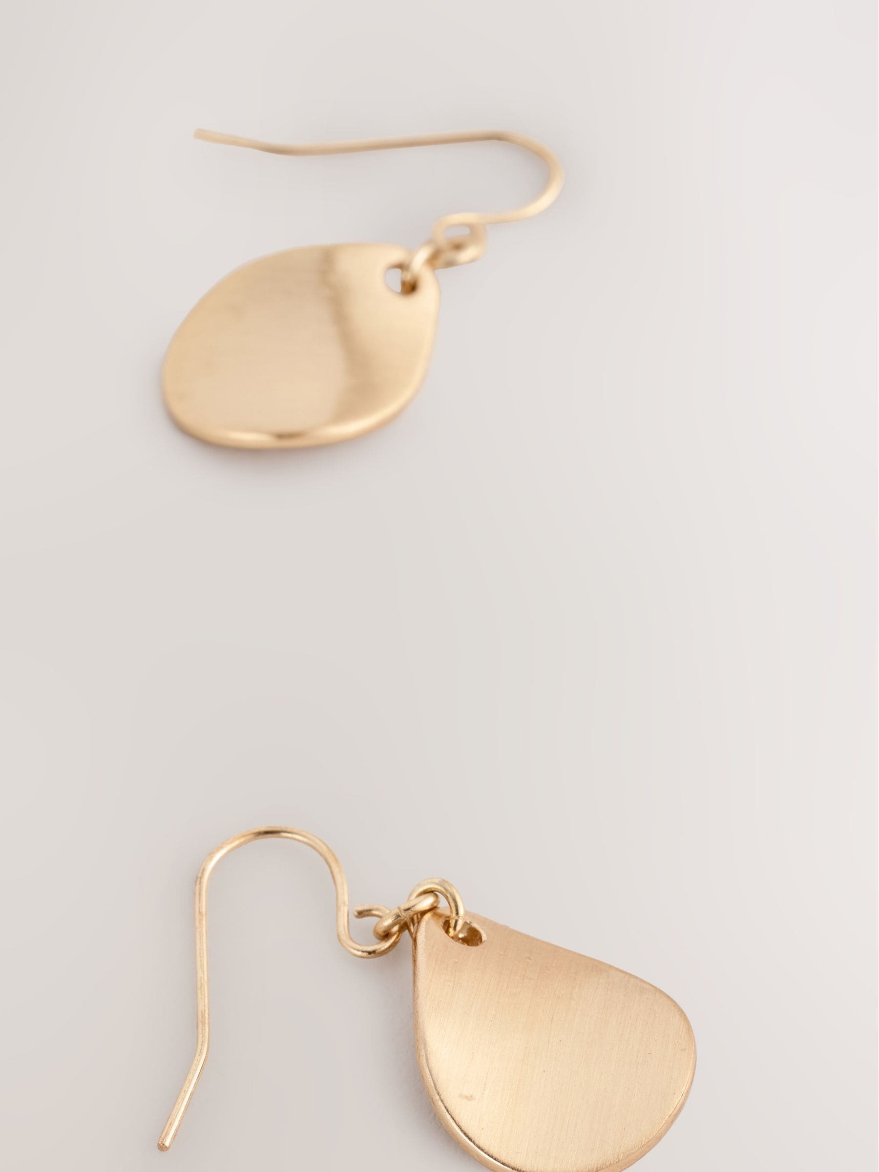 Gold tone petal drop earrings 3.5cm length, UK version