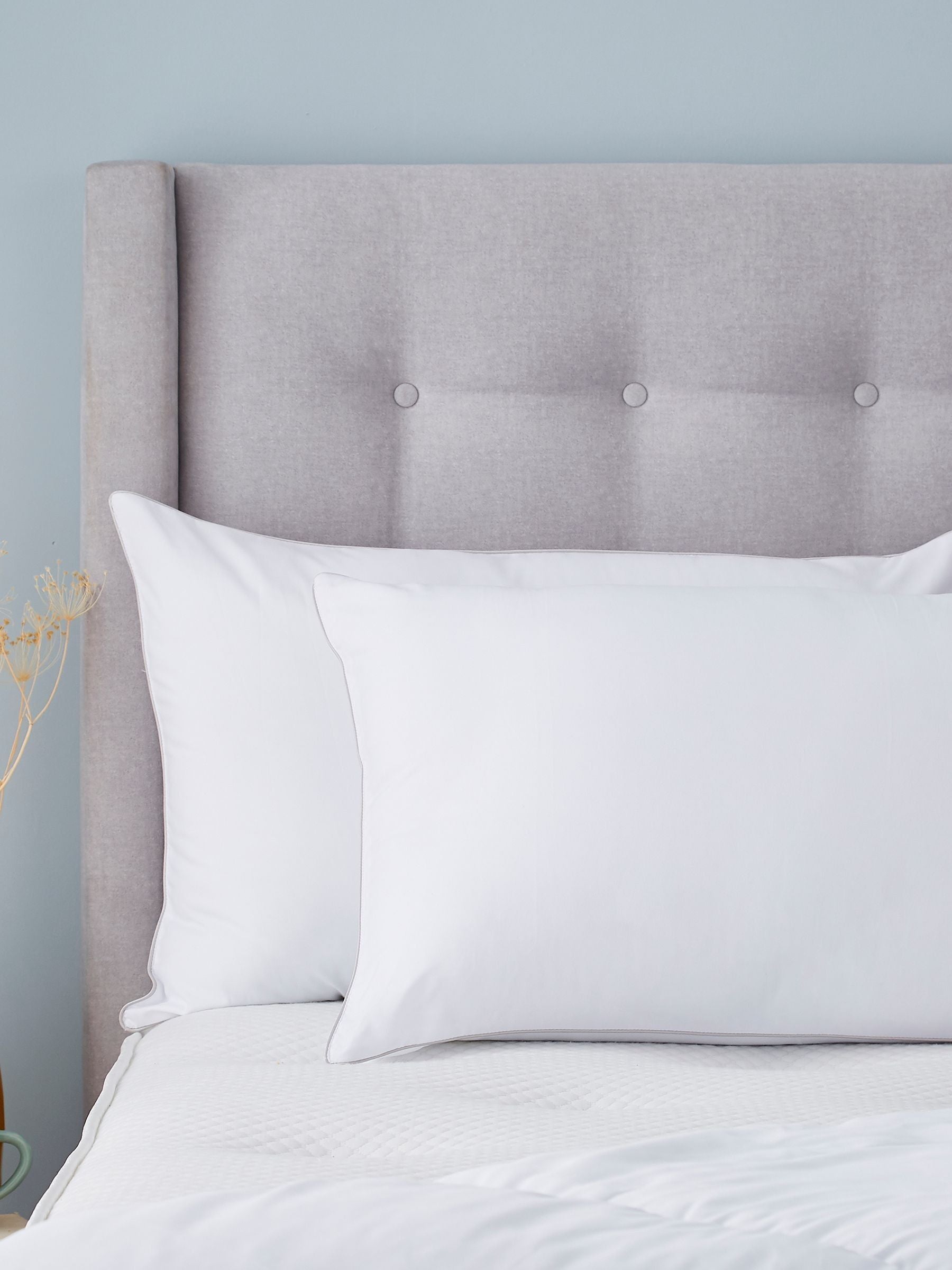 Silentnight So Snug Medium Pillows 2 Pack (British brand)