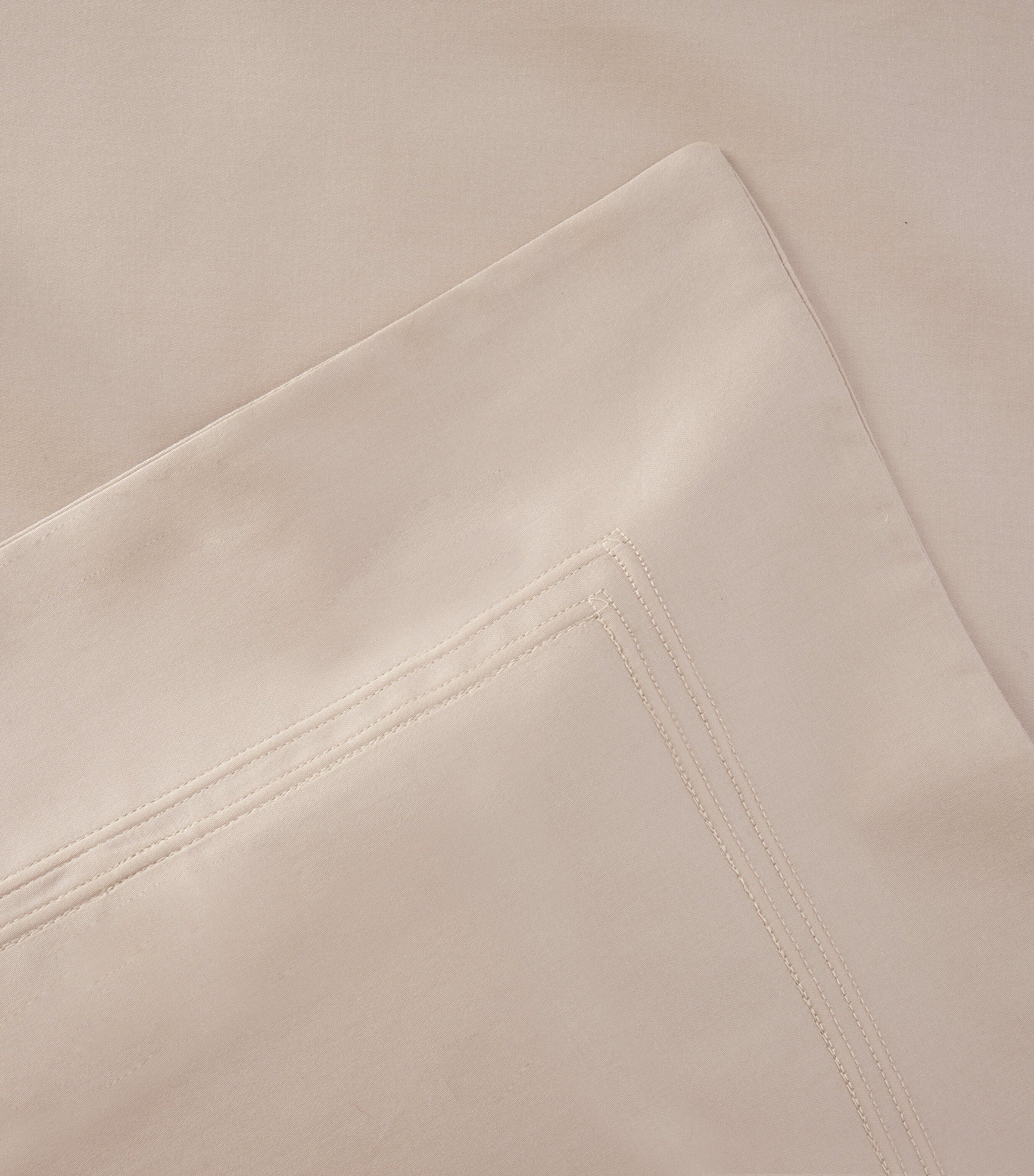 Yves Delorme Triomphe Double Duvet Cover 200cm x 200cm (British brand)