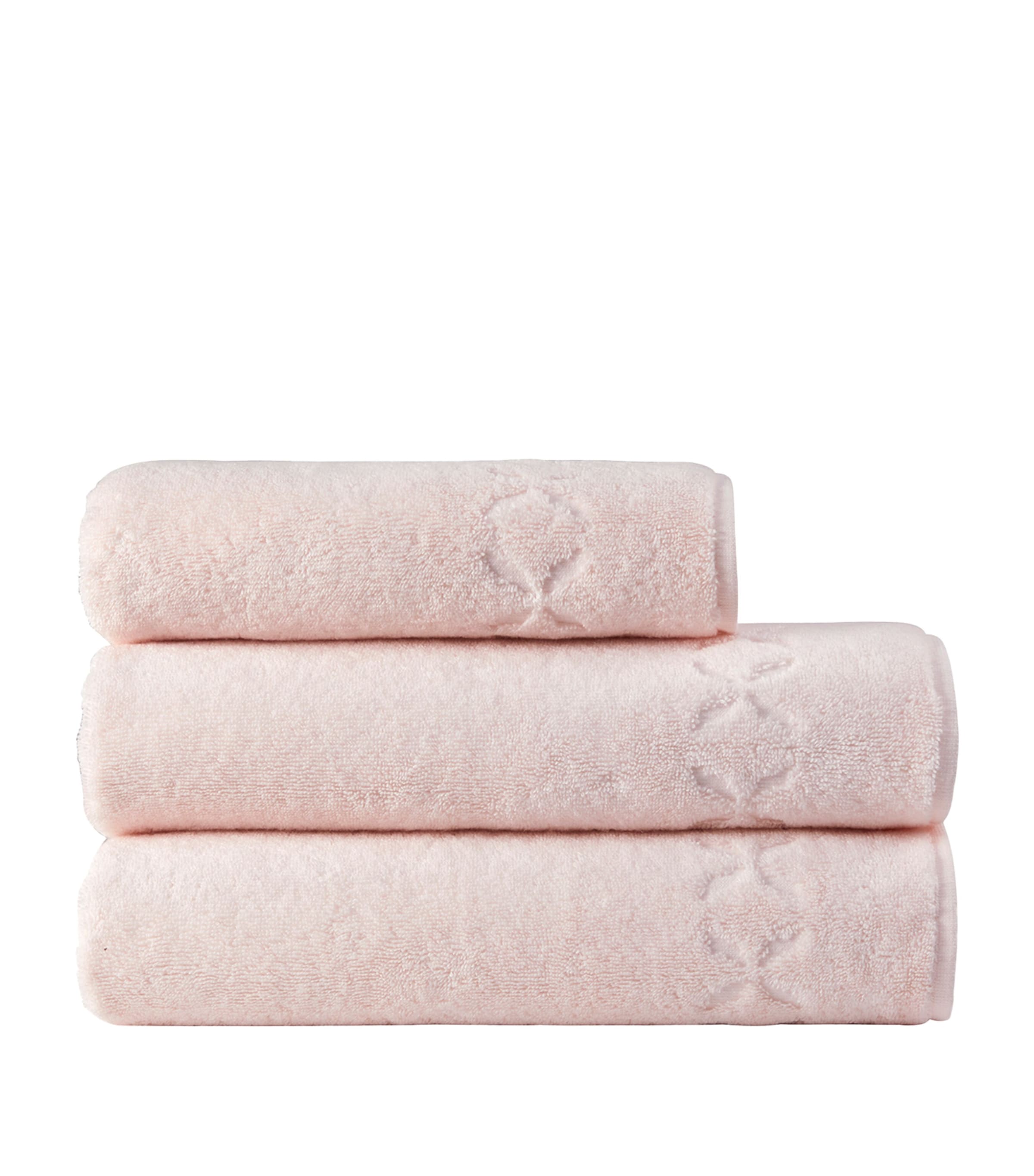 Yves Delorme Nature guest towel 42cm x 70cm (British brand)