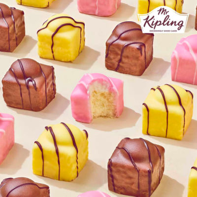 Mr Kipling French Fancies Assorted Flavour Cake Bars 8 Pack