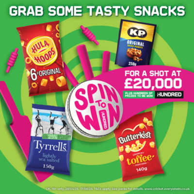 Hula Hoops beef flavour crisps 6 pack, UK version
