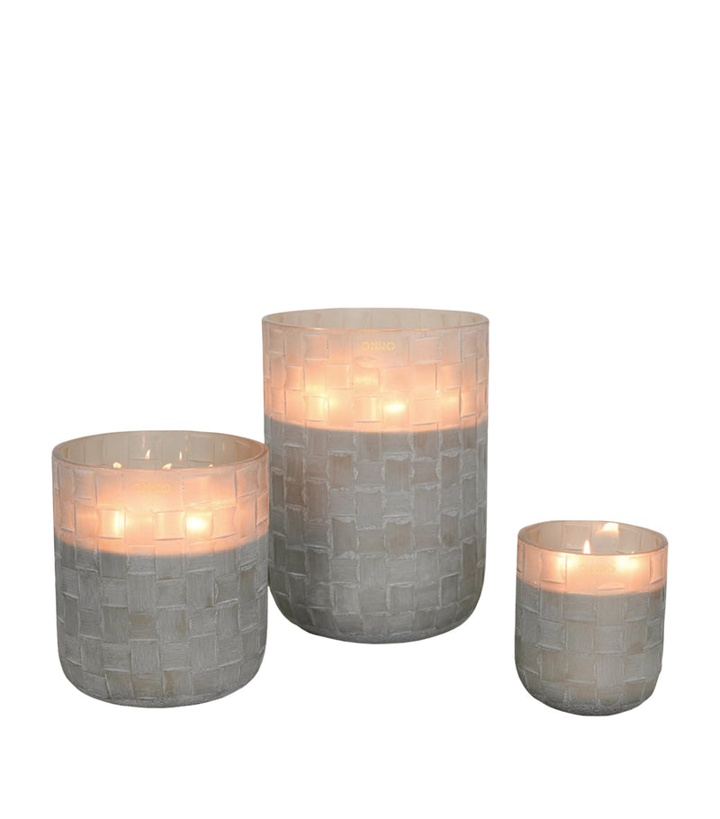 Onno Medium Precious Oud Chess Candle 363g, imported from the UK