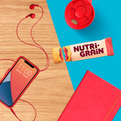 Kellogg's Nutri-Grain strawberry snack bars 6x37g, UK version