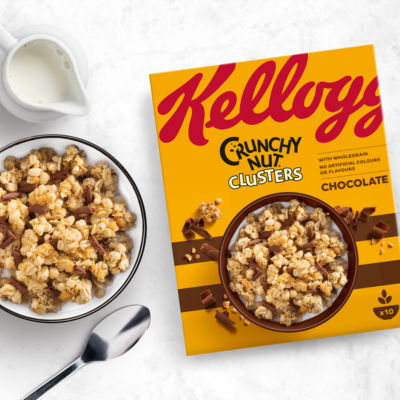 Kellogg's Crunchy Nut Chocolate Clusters cereal 400g, UK version