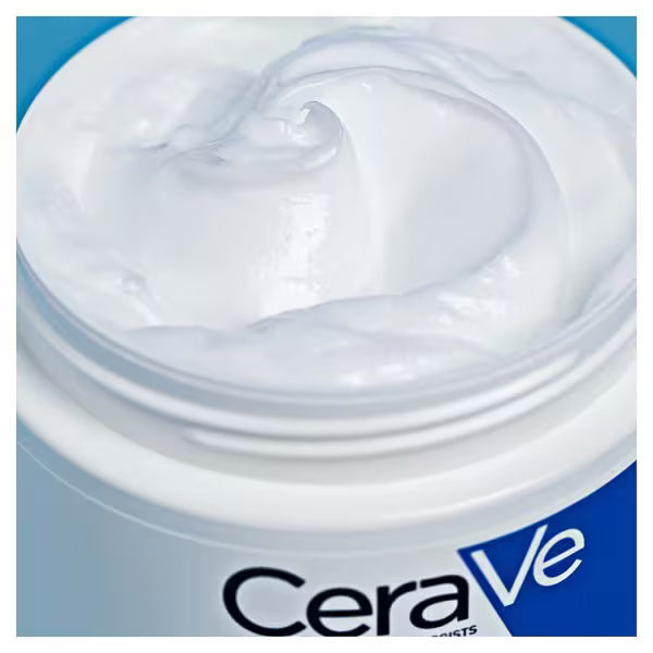 CeraVe Moisturising Cream Hyaluronic Acid 454g - British product