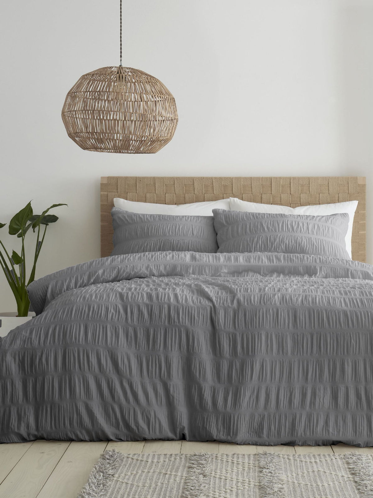 Catherine Lansfield grey seersucker duvet cover set - British product