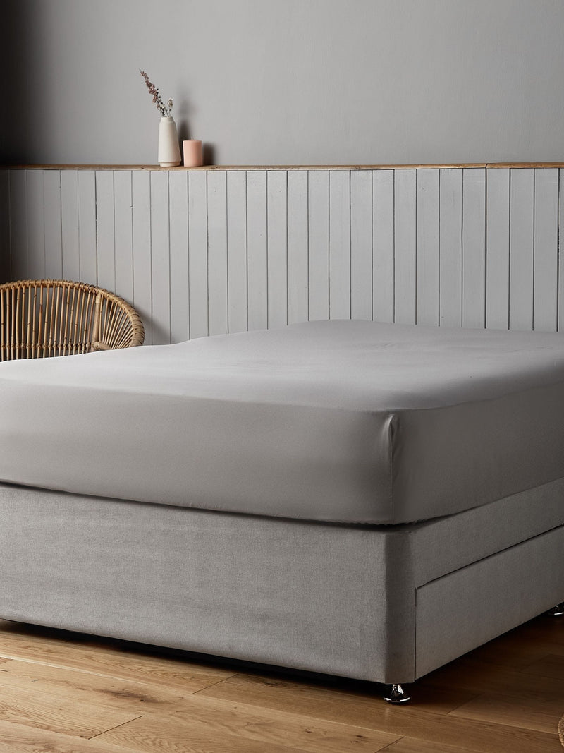 Silentnight Silver Supersoft Fitted Sheet