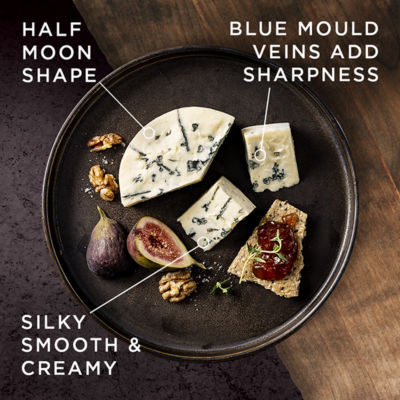Castello Creamy Blue Cheese wedge 150g - British product