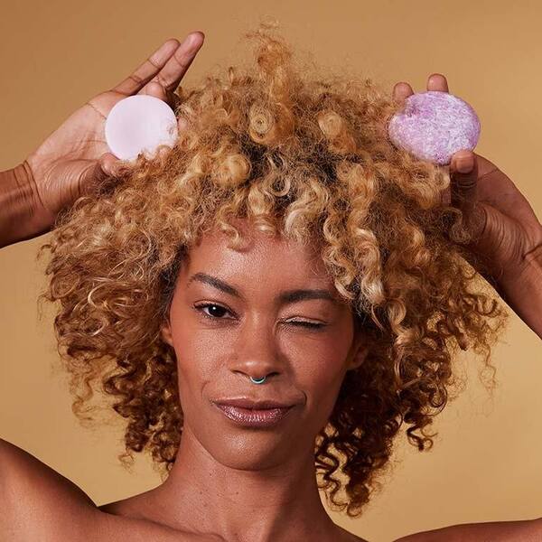 Nope Into The Deep Conditioner Bar 43g, imported from the UK