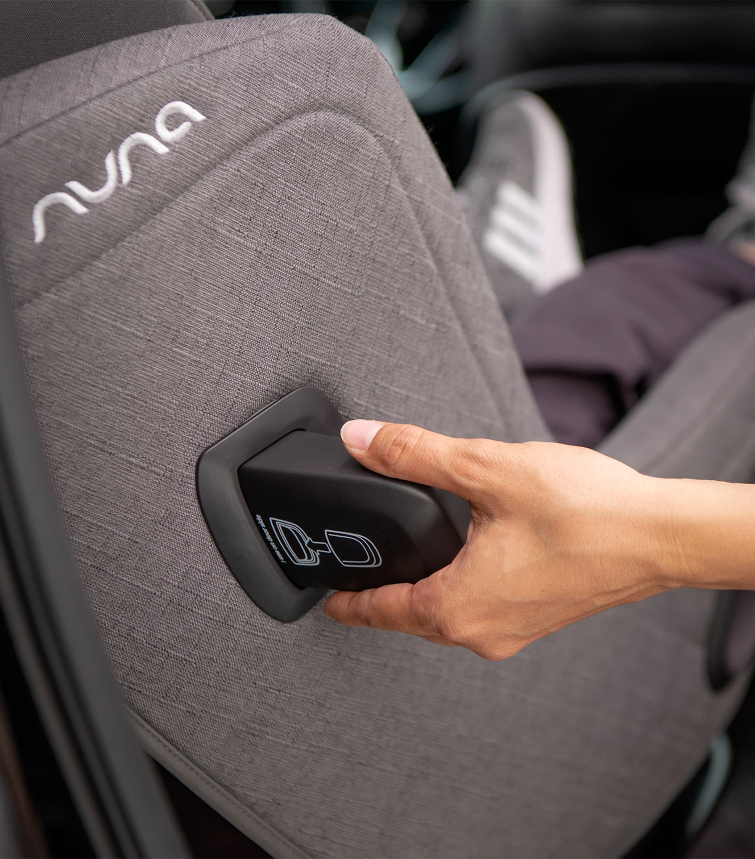 Nuna TODL Next car seat, imported from the UK