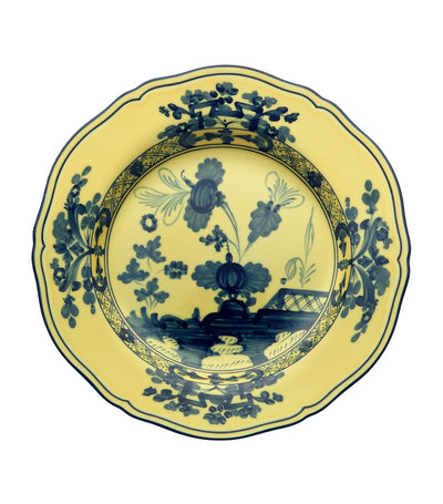 Porcelain Dessert Plate with Ming Dynasty Inspired Artwork, 21cm
