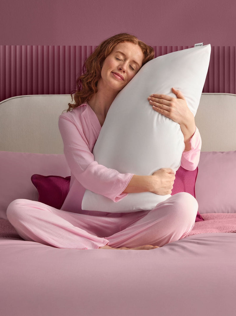 Silentnight Medium Ultrabounce pillows 4 pack (British brand)