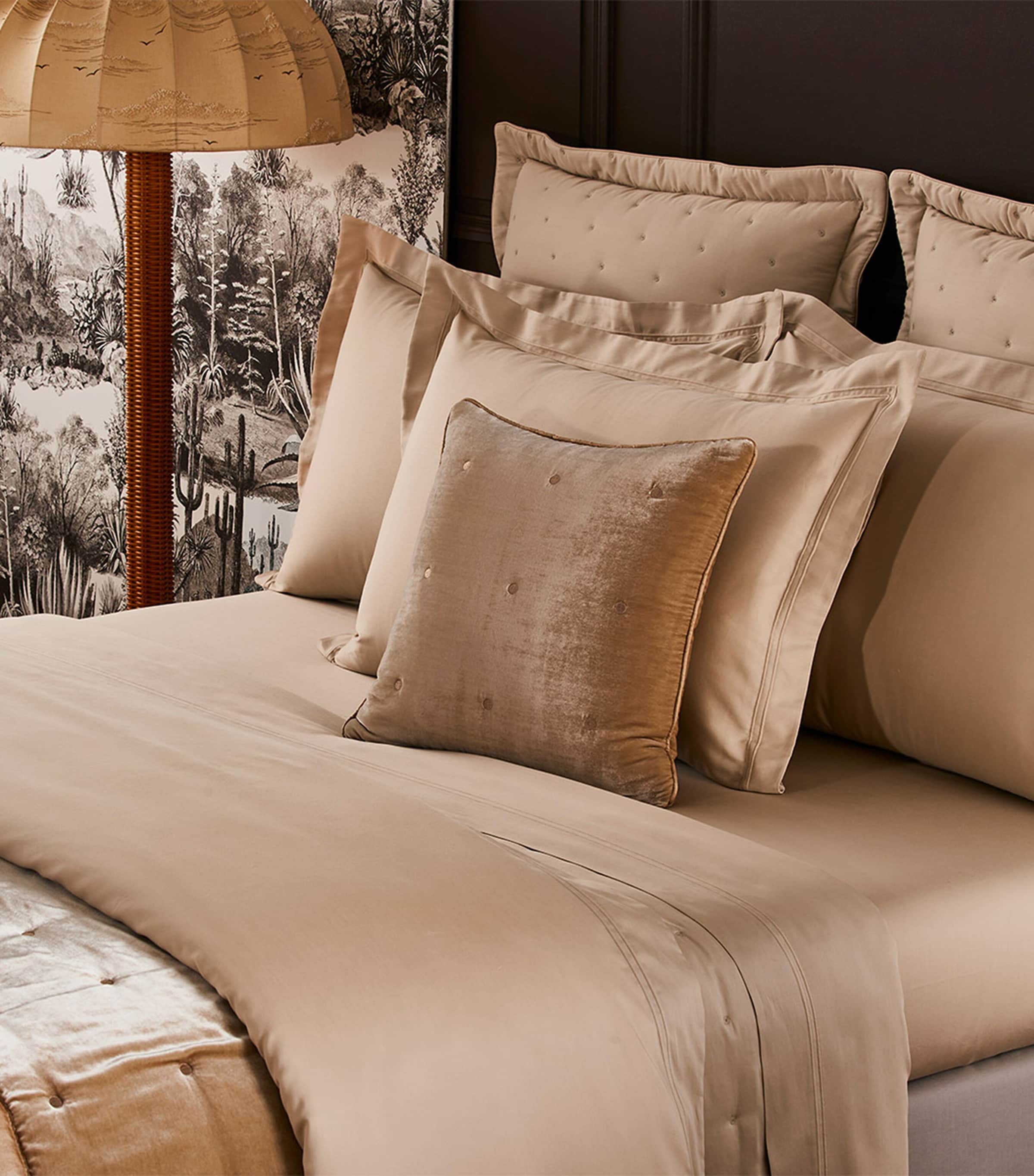 Yves Delorme Triomphe Dune bedcover 250cm x 250cm (British brand)