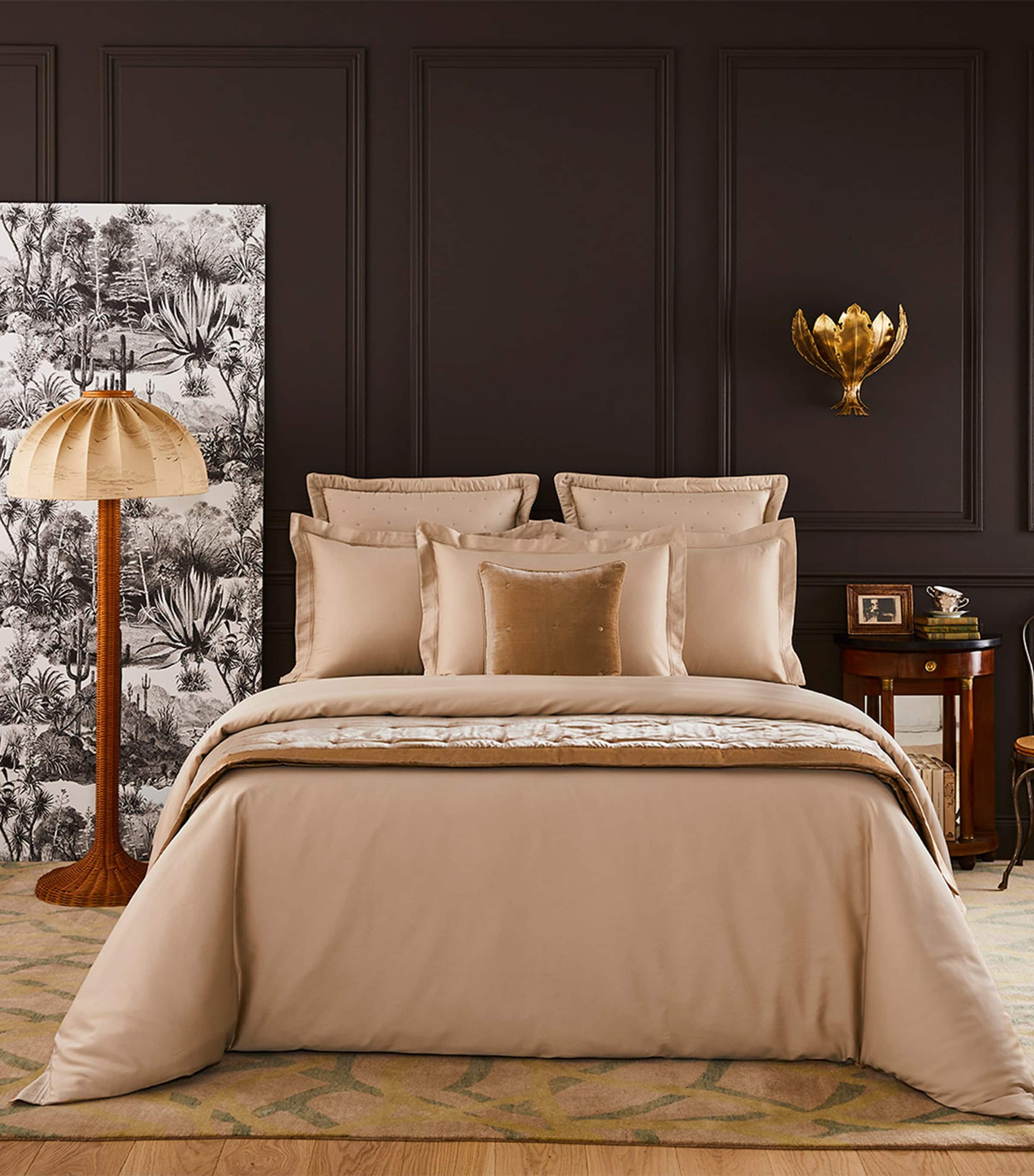 Yves Delorme Triomphe Standard Oxford pillowcase 50cm x 75cm (British brand)