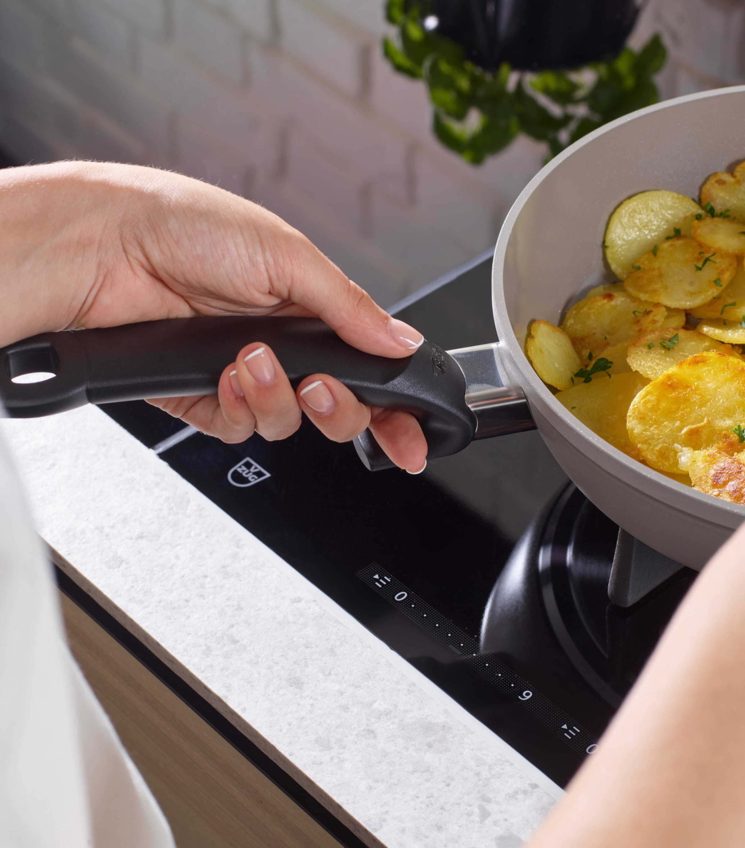 Fissler Ceratal Comfort Frying Pan 24cm - British product