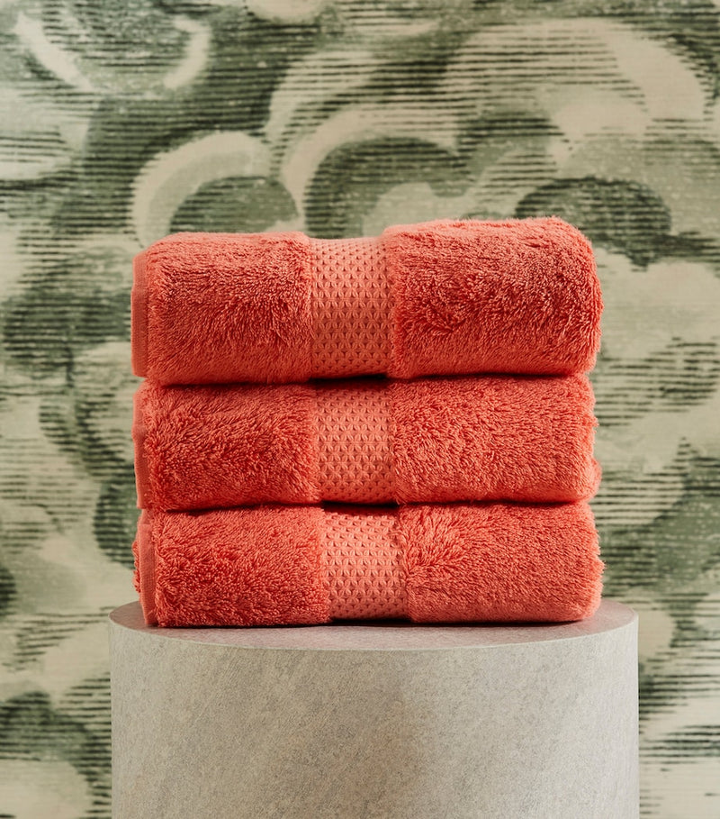 Yves Delorme Étoile Corallin Guest Towel 45cm x 70cm (British brand)