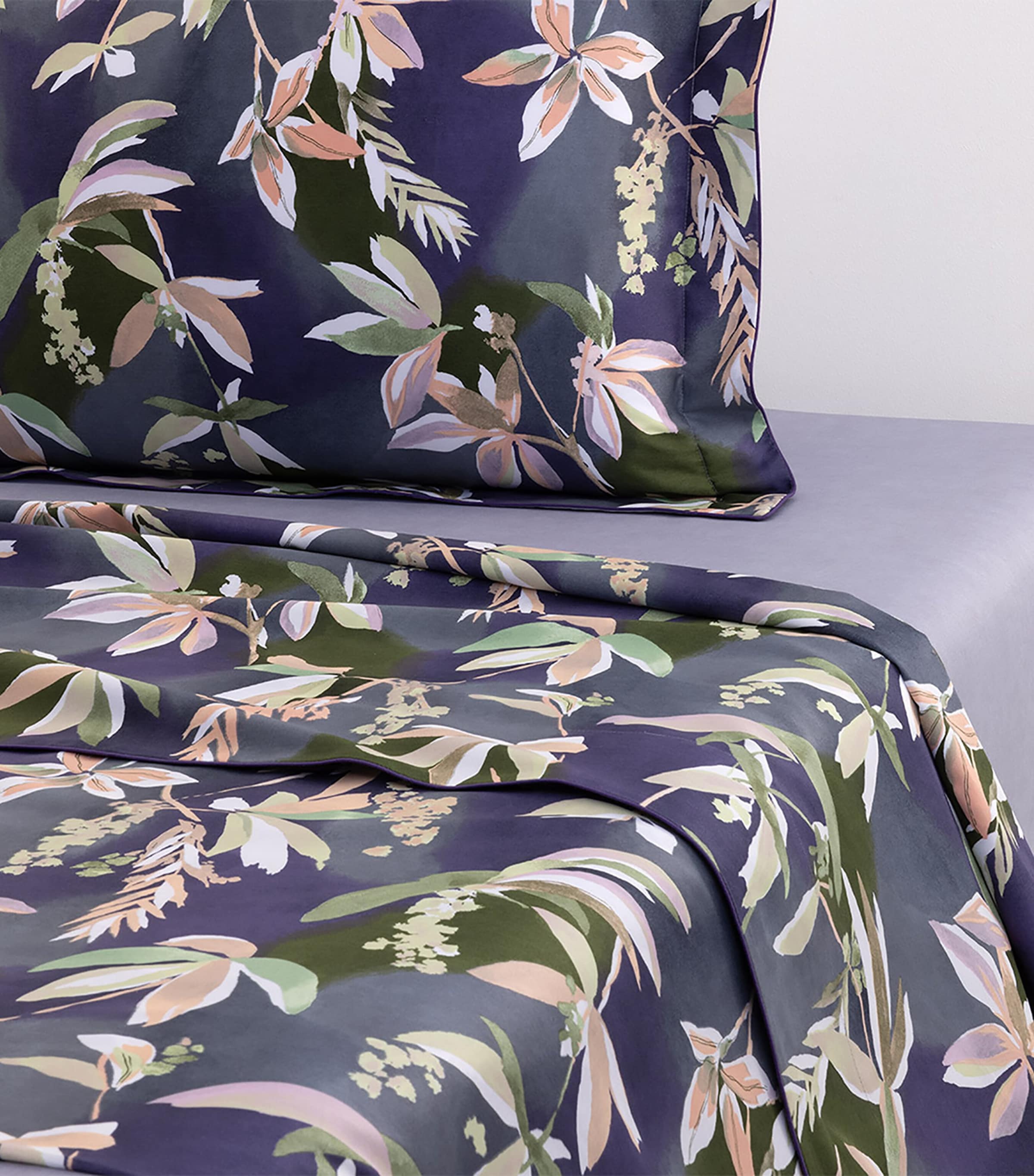 Yves Delorme Brume double flat sheet 240cm x 295cm (British brand)