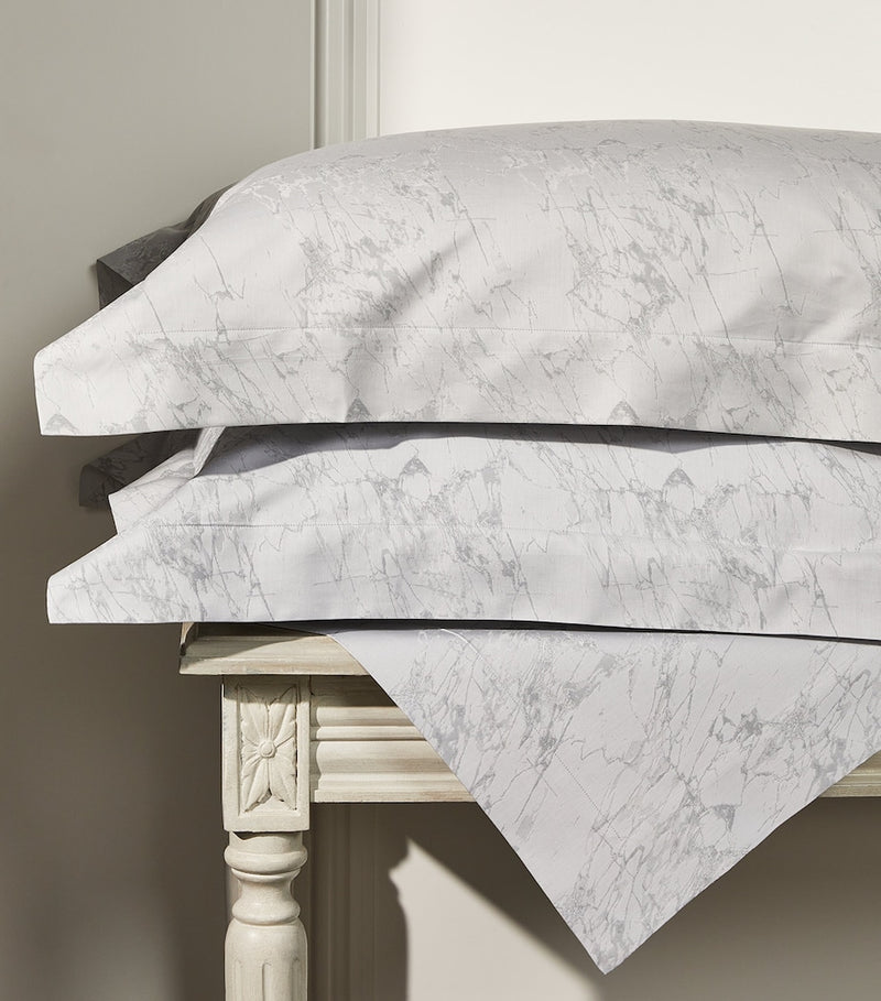 King Duvet Cover in Cotton Blend with Neutral Veined Marble Design 230cm x 220cm