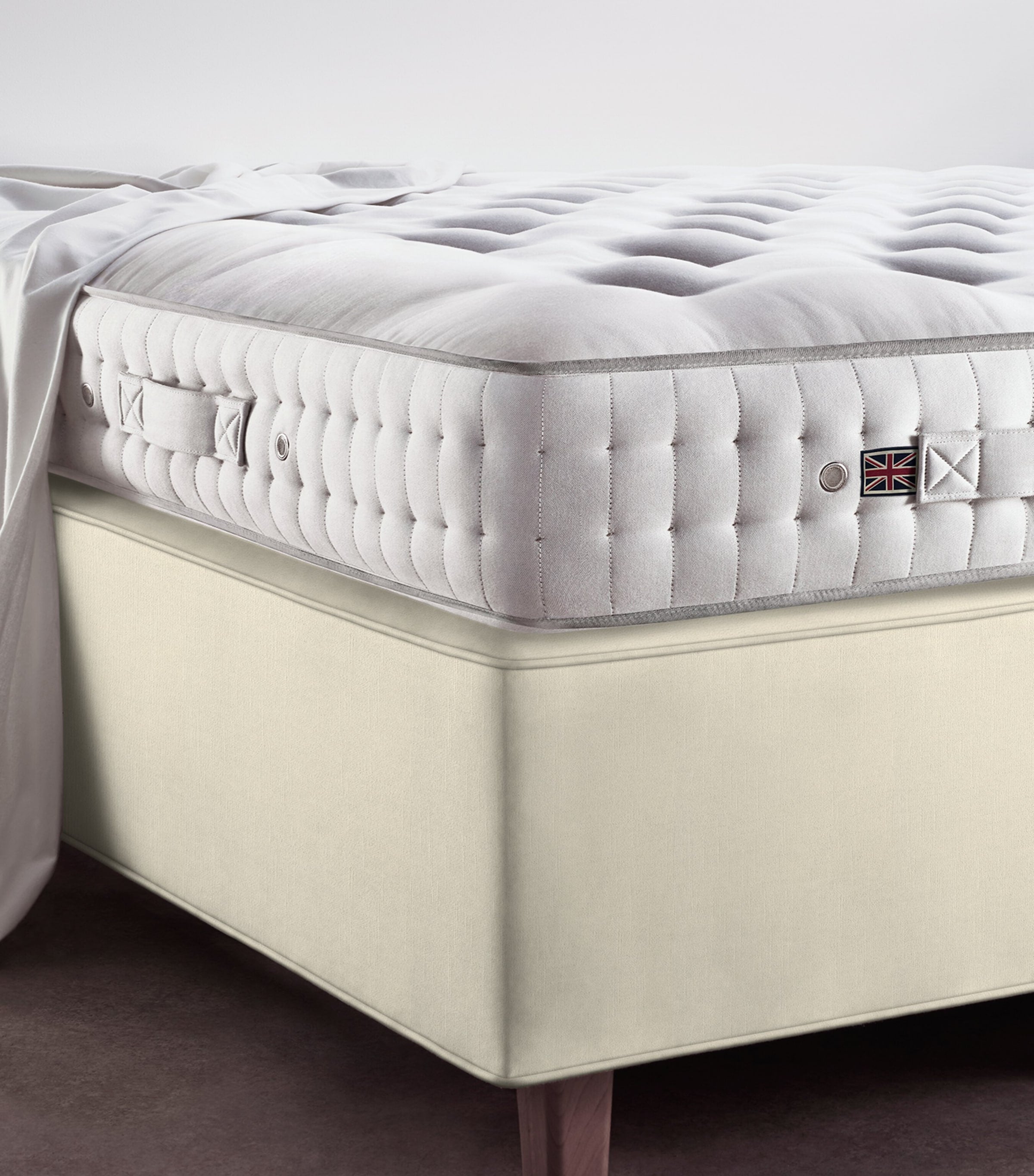 Vispring Medium Herald Superb Mattress (150cm x 200cm)