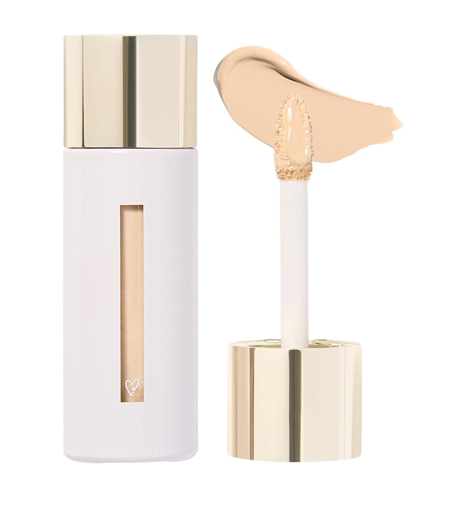 Vegan-Friendly Domed Makeup Brush for Liquid and Powder