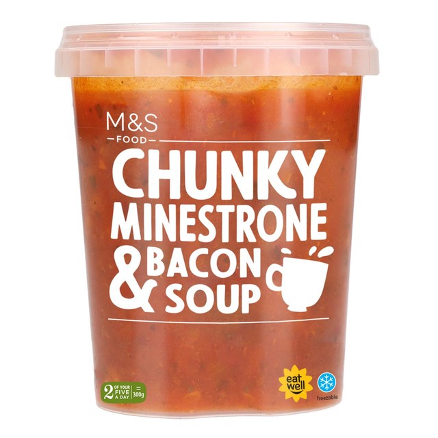 M&S Chunky Minestrone Soup with Bacon 600g, imported from the UK