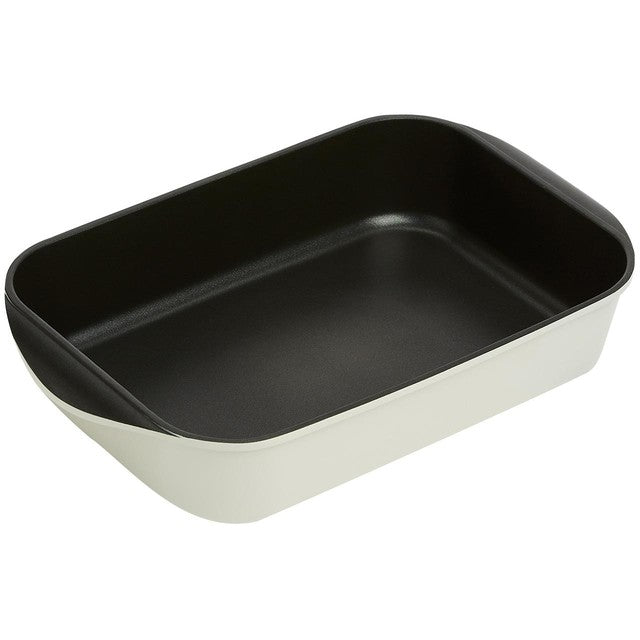 M&S cast aluminium roaster ivory 34cm, imported from the UK
