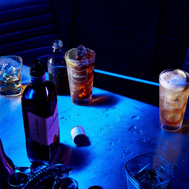 Ballantine's Finest blended Scotch whisky 70cl - British product