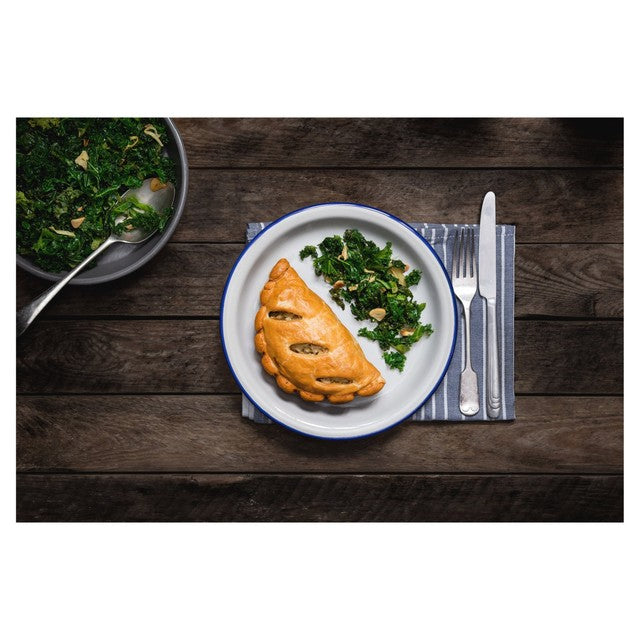 Ginsters Cheese & Onion pasty 180g, UK version