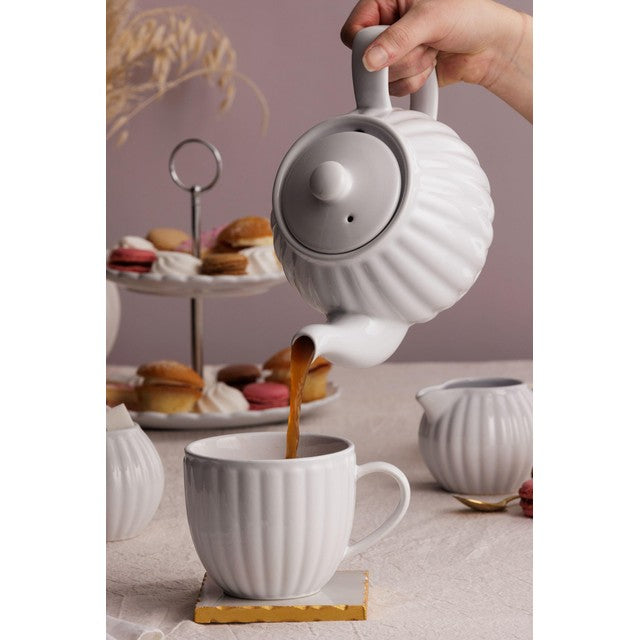Price & Kensington white teapot 1.1L, imported from the UK
