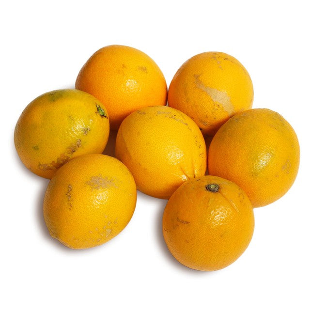 Wholegood wonky oranges 1kg (British brand)